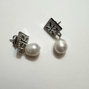 New Tory Burch pearl earrings